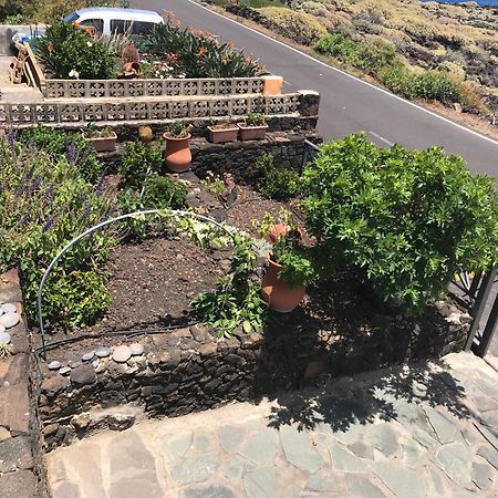 Una Casa Con Vistas La Caleta  Exteriör bild